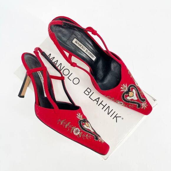 Manolo Blahnik Vintage Red Floral Embroidered Pointed Toe Slingback Heel IT 38 - Picture 1 of 12